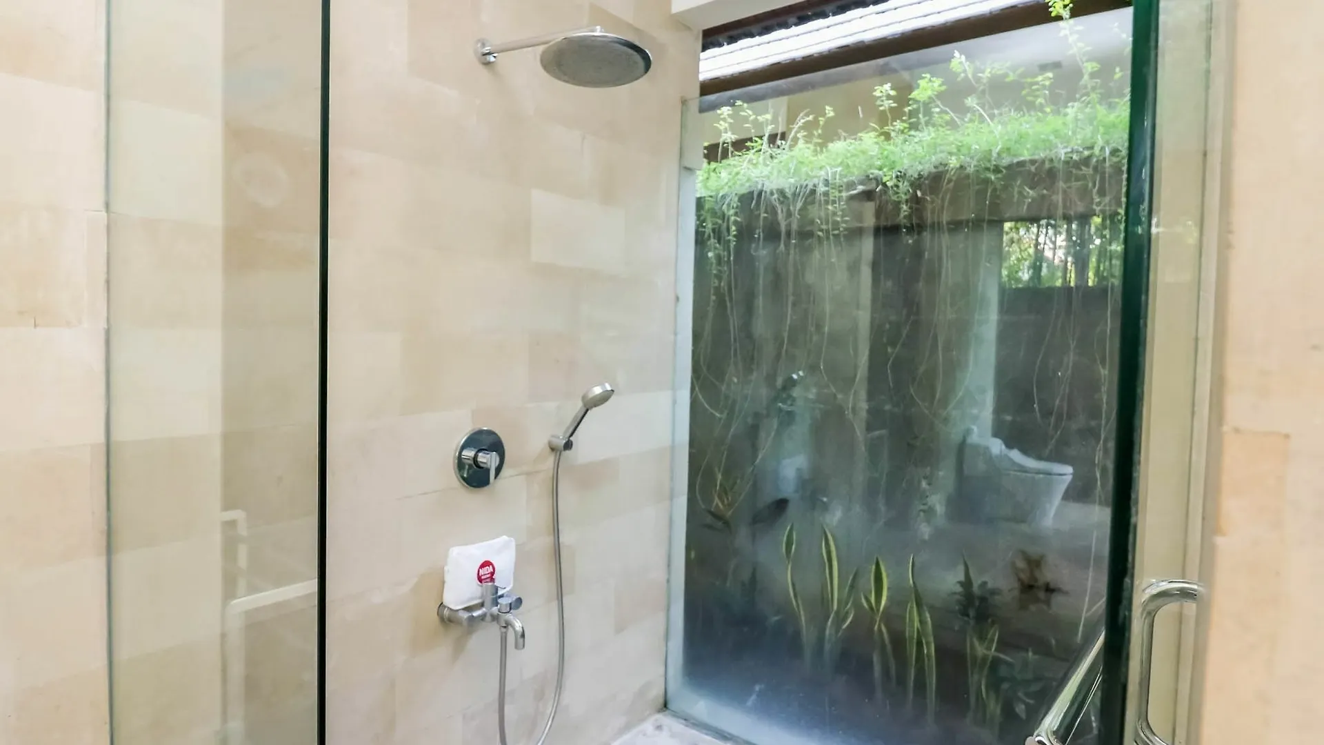 ホテル Nida Rooms Ubud Raya Pengosekan